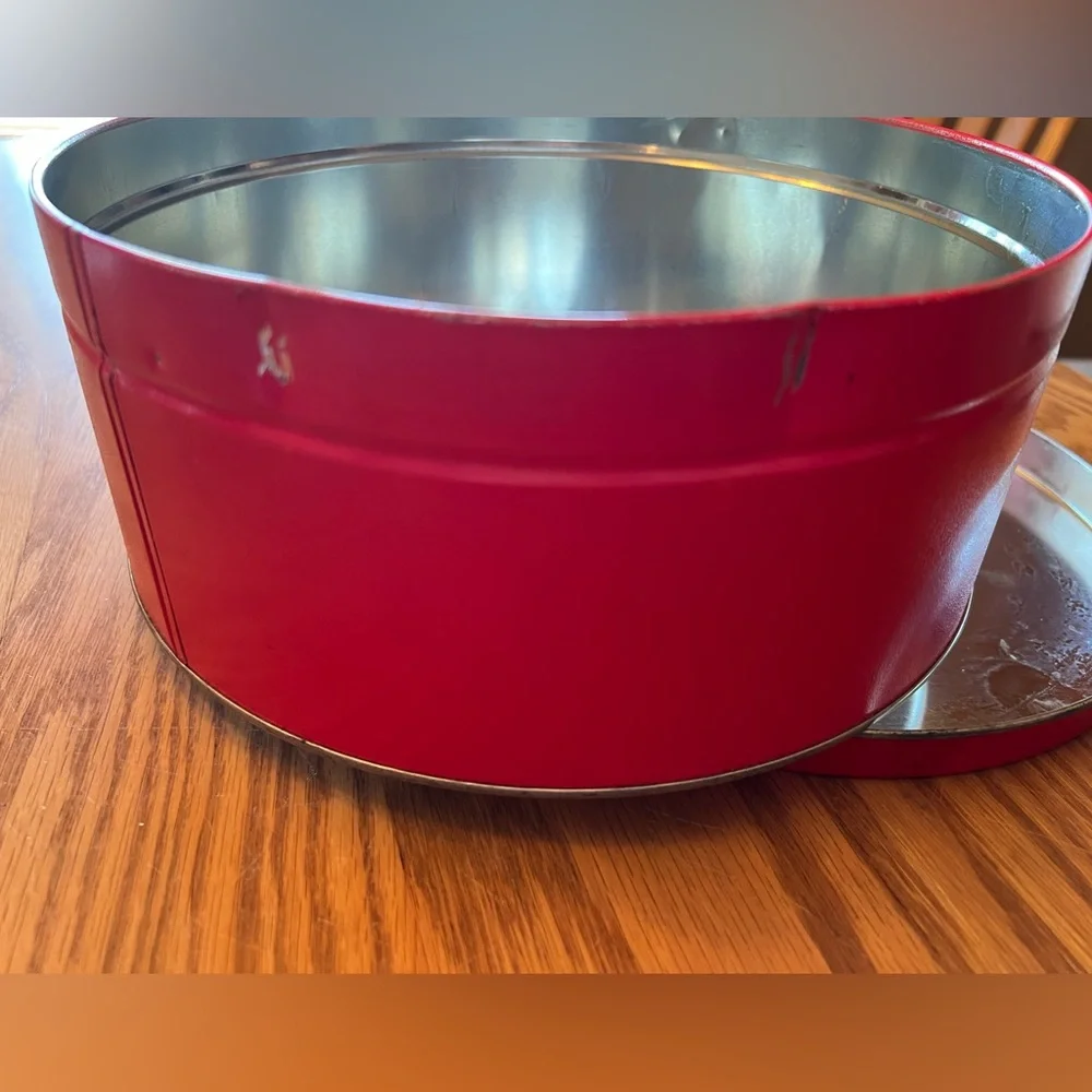 Vintage Keebler Christmas Metal Cookie Tin